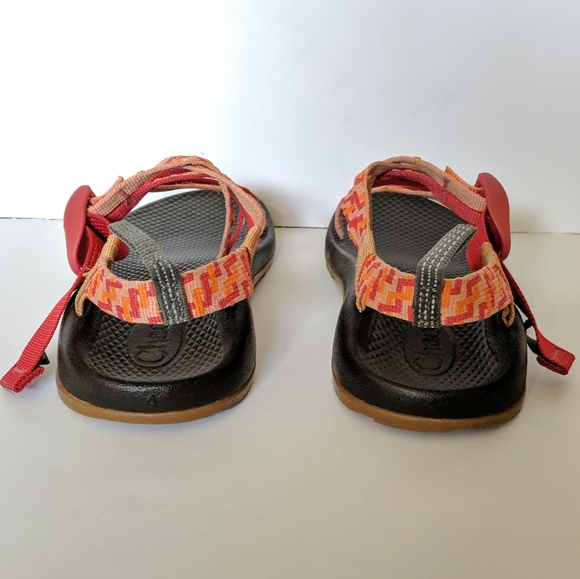 chacos size 4